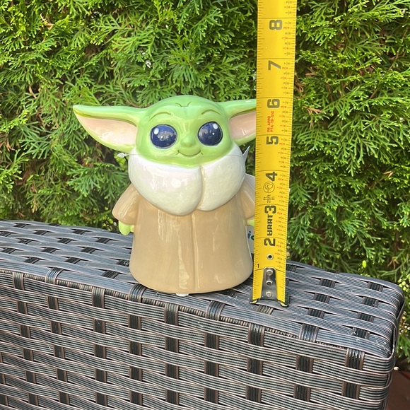 NWT Piggy Bank Mandalorian Star Wars baby yoda ceramic - Picture 5 of 8